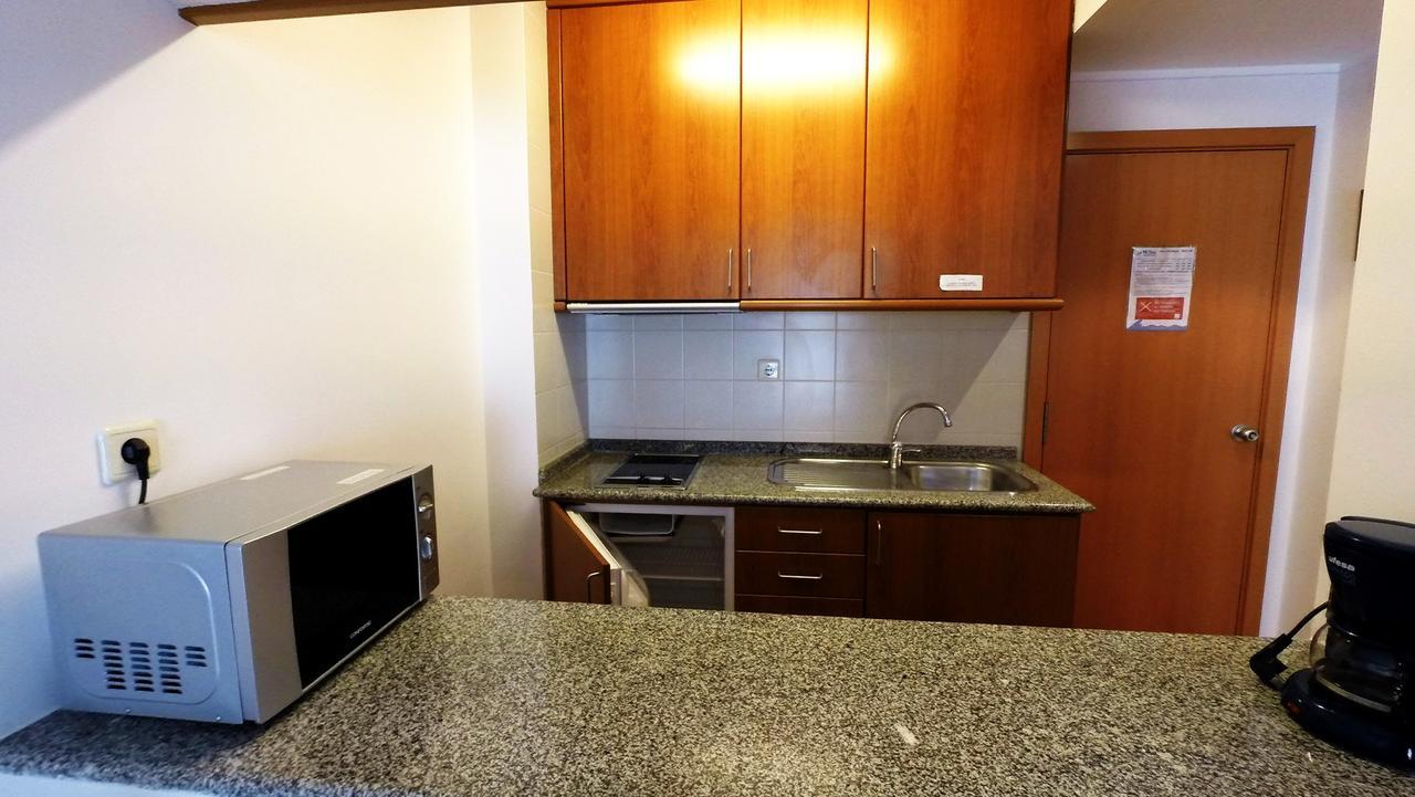 Apartamentos Turisticos Vila Praia Вила-Прайа-де-Анкора Экстерьер фото