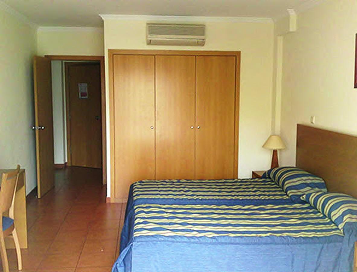 Apartamentos Turisticos Vila Praia Вила-Прайа-де-Анкора Экстерьер фото